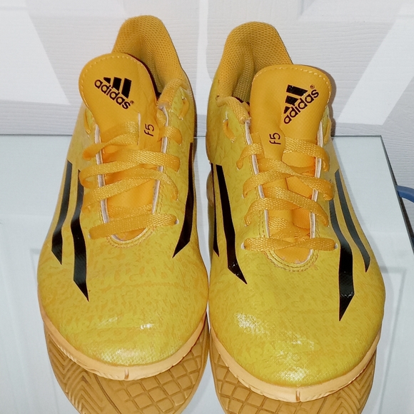 Adidas F5 - Picture 4 of 4